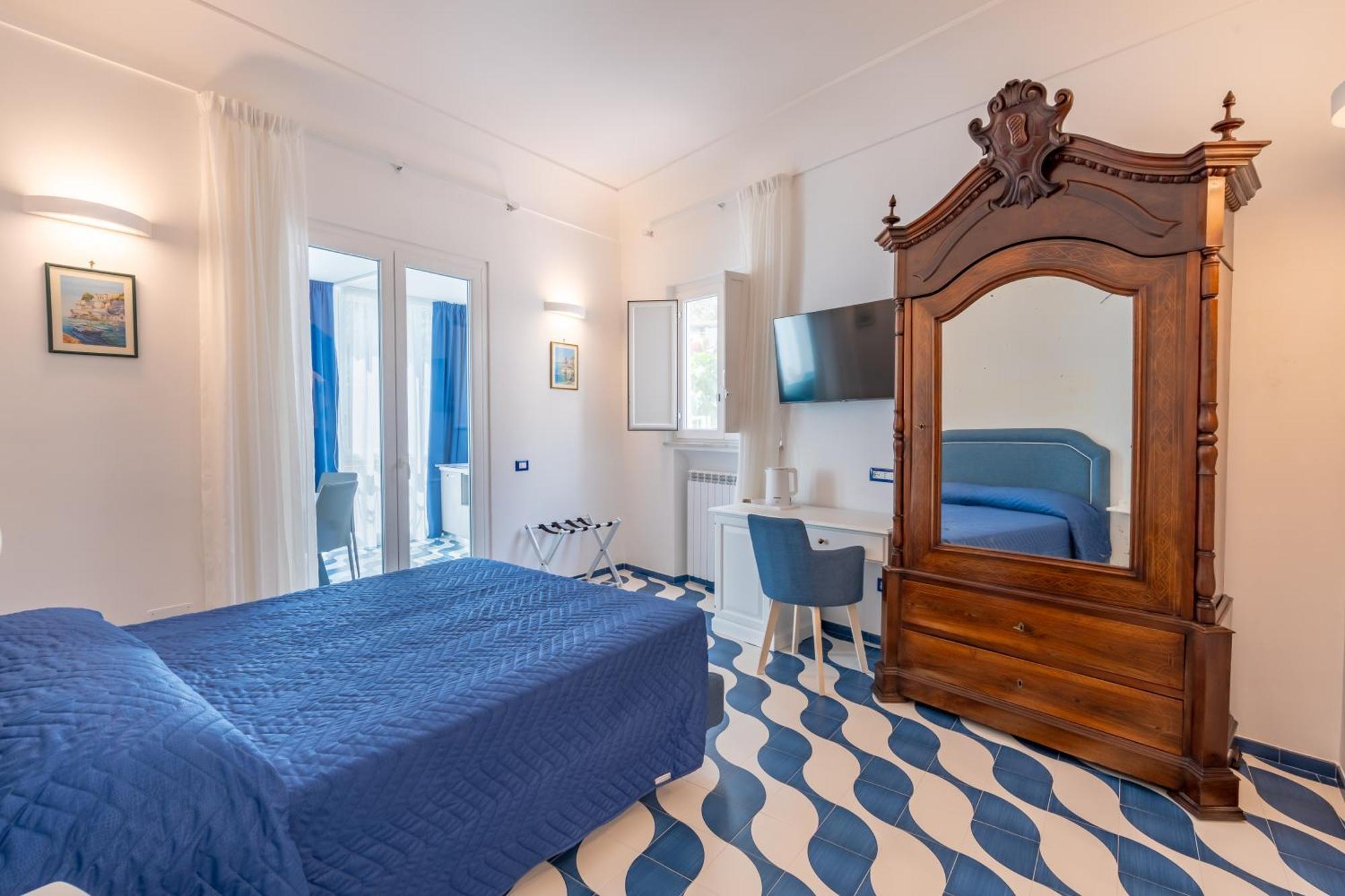 Elite Luxury Suites Минори Экстерьер фото